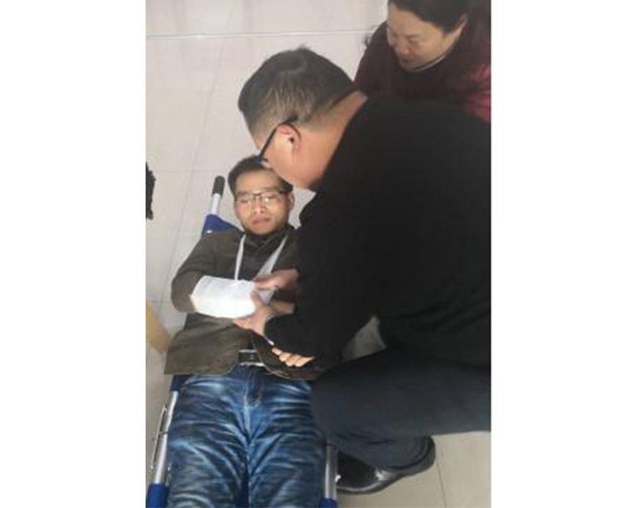 《人身伤害救护应急演练》