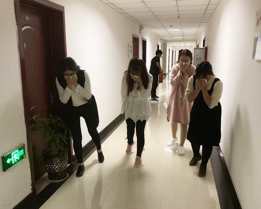 《办公场所消防应急演练》