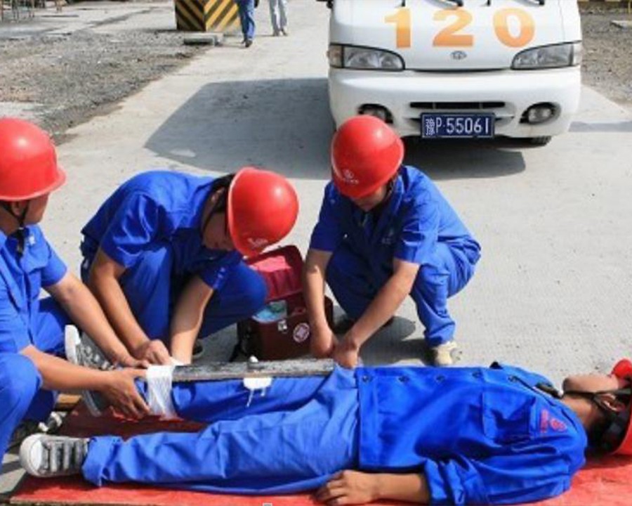 《高处坠落应急演练》